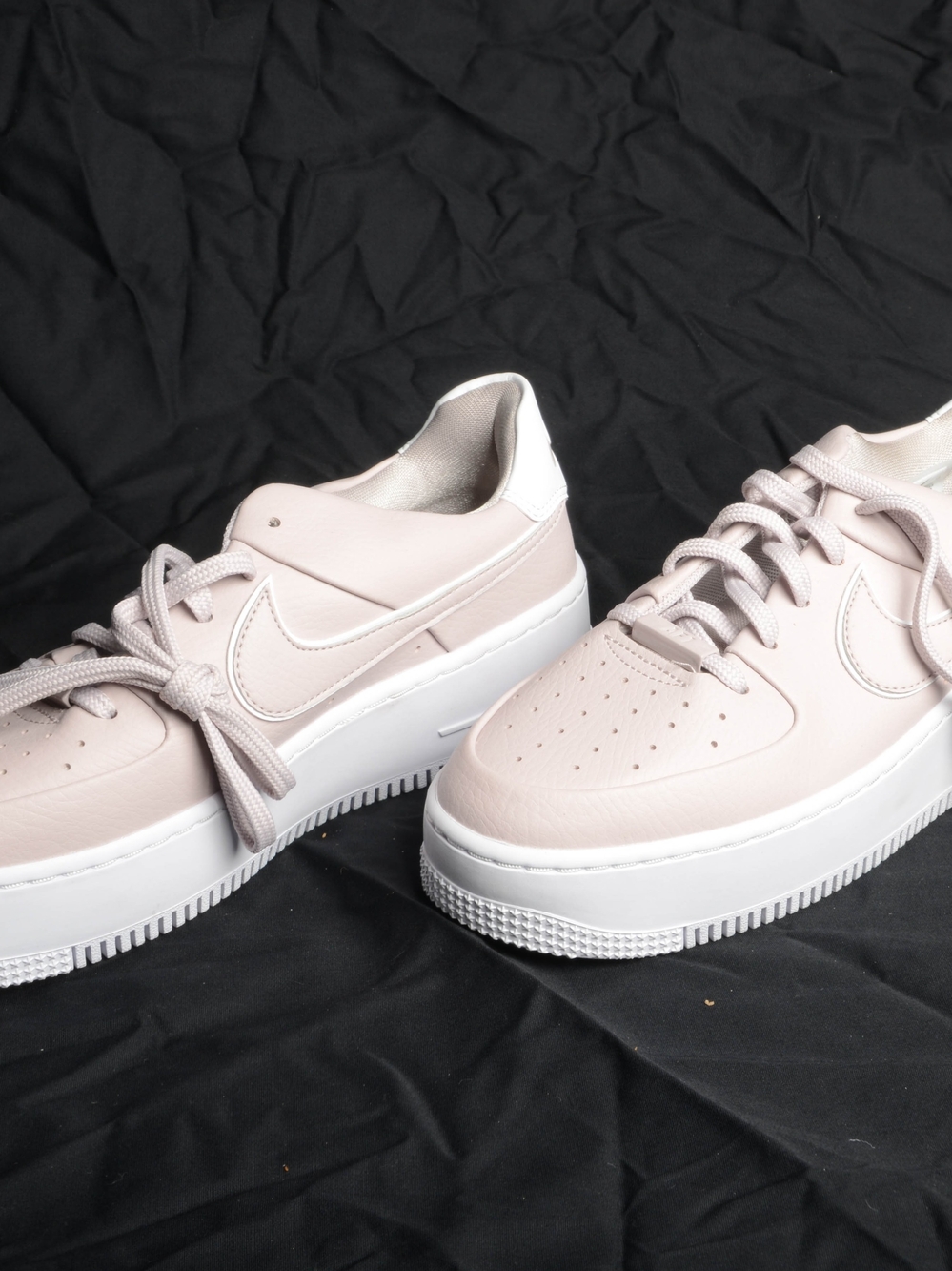 Nike Air Force 1 Sage Low Platinum Violet